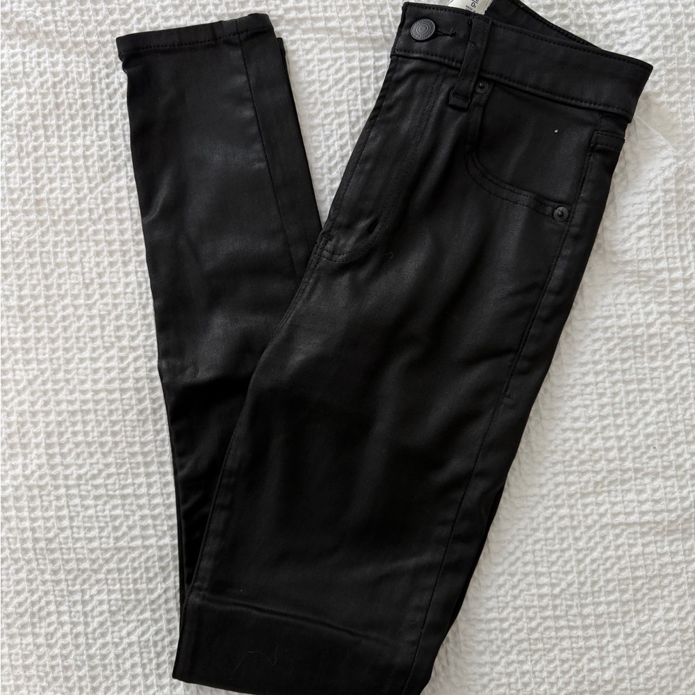 Abercrombie & Fitch Women's Black Coated Skinny Jeans